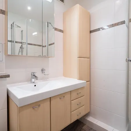 App 334 - Strandlage *