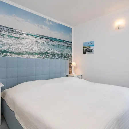 App 334 - Strandlage Lejlighed Sierksdorf