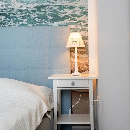 App 334 - Strandlage Lejlighed *